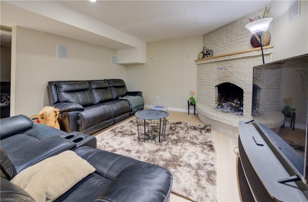 31 Bonfair Court, Kitchener, ON - Indoor Photo Showing Living Room With Fireplace