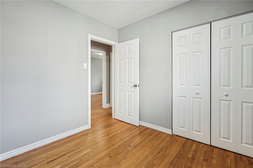 16 Green Meadow Way, Dundas, ON - Indoor Photo Showing Other Room