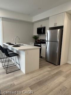 2-192 Erie Street, Port Colborne, ON - Indoor Photo Showing Kitchen