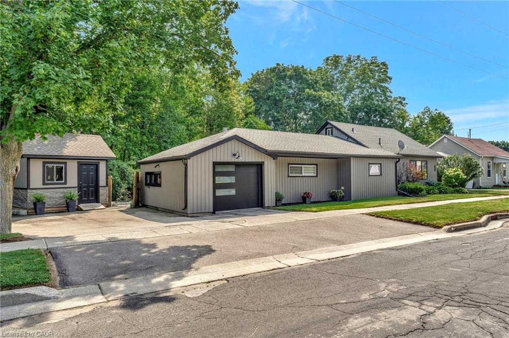 275 Talbot Street N, Simcoe, ON - Outdoor