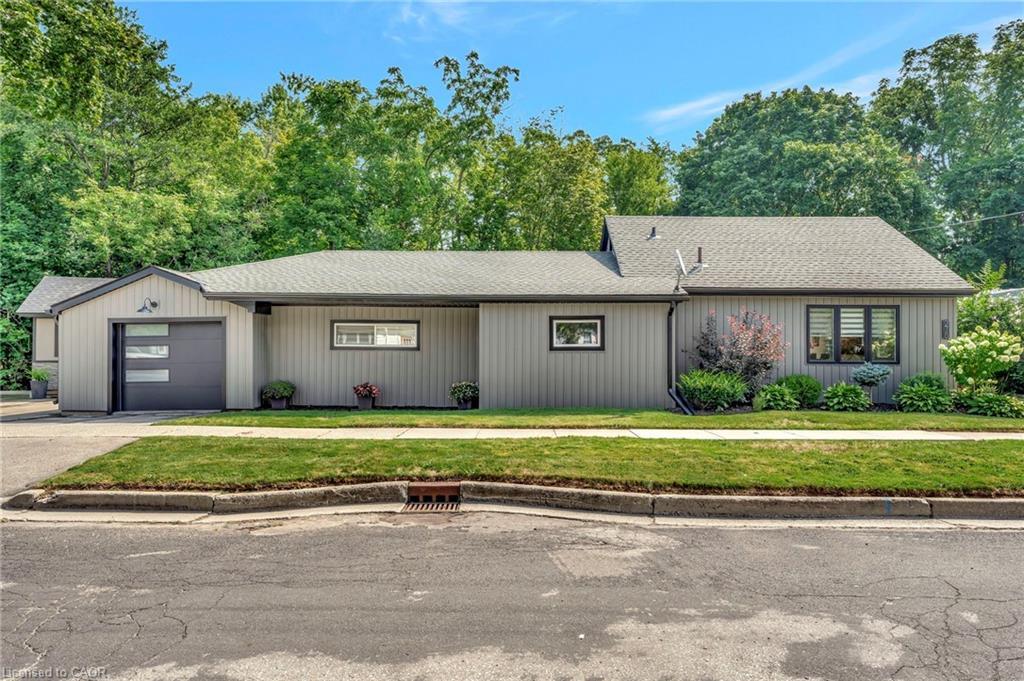 275 Talbot Street N, Simcoe, ON - Outdoor