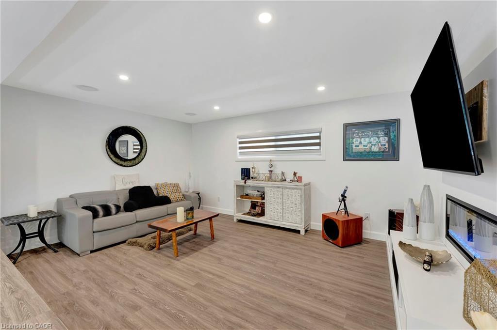 275 Talbot Street N, Simcoe, ON - Indoor