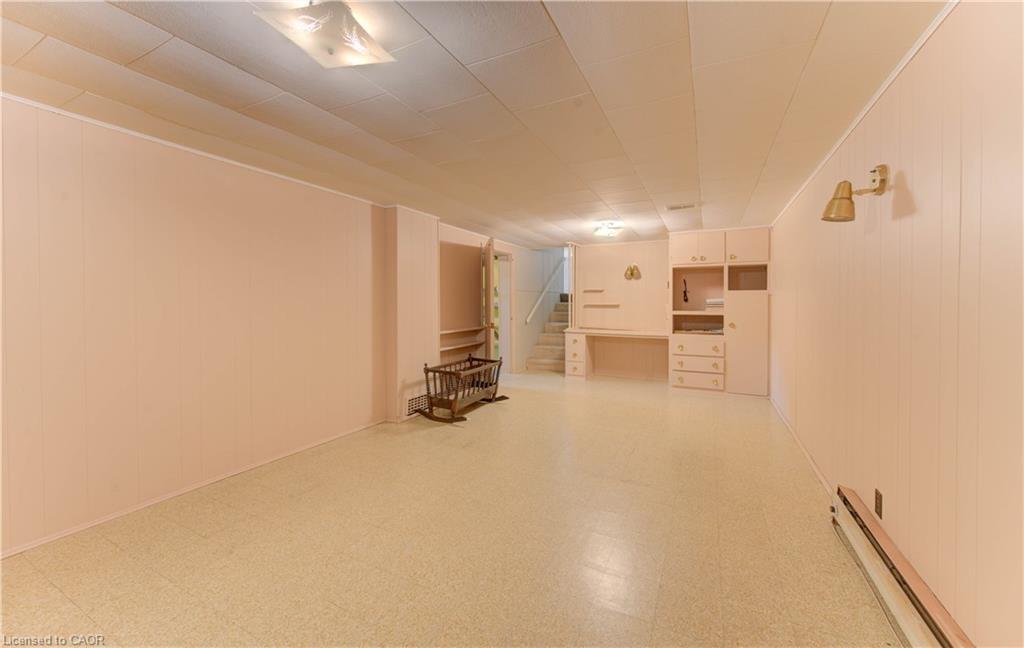 26 Camden Place, Kitchener, ON - Indoor Photo Showing Other Room