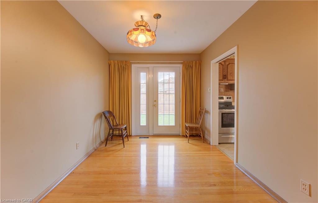 26 Camden Place, Kitchener, ON - Indoor Photo Showing Other Room