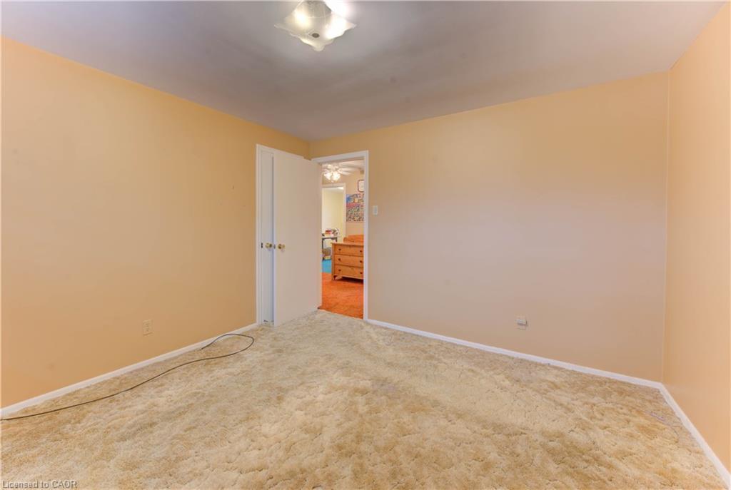 26 Camden Place, Kitchener, ON - Indoor Photo Showing Other Room
