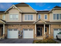 111 Alicia Crescent Thorold, ON L2V 0M2
