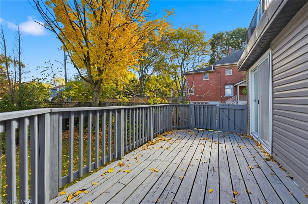 4255 William Street, Beamsville, ON - Outdoor With Deck Patio Veranda With Exterior