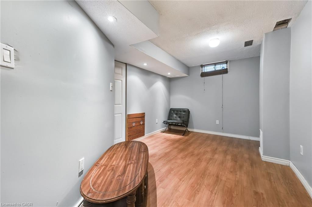 5 Mavin Street, Brantford, ON - Indoor