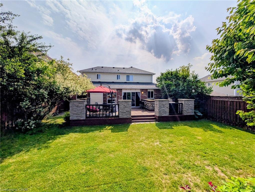 5 Mavin Street, Brantford, ON - Outdoor With Deck Patio Veranda