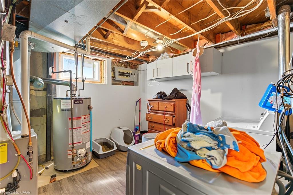 11 Rockwood Avenue, St. Catharines, ON - Indoor Photo Showing Basement