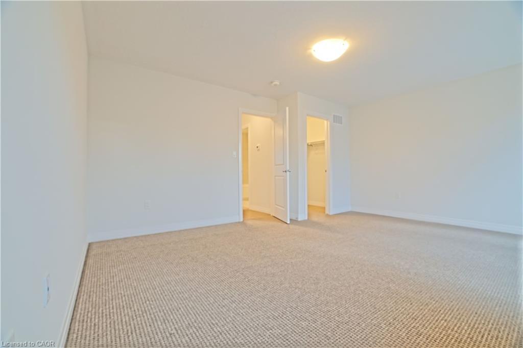 114-155 Equestrian Way, Cambridge, ON - Indoor Photo Showing Other Room