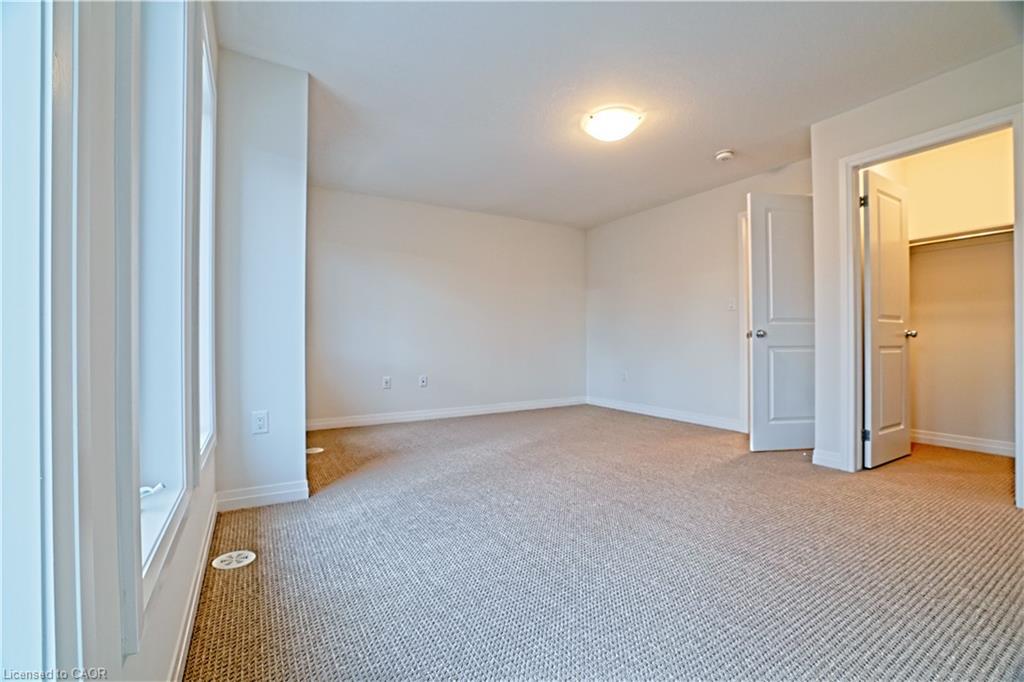 114-155 Equestrian Way, Cambridge, ON - Indoor Photo Showing Other Room