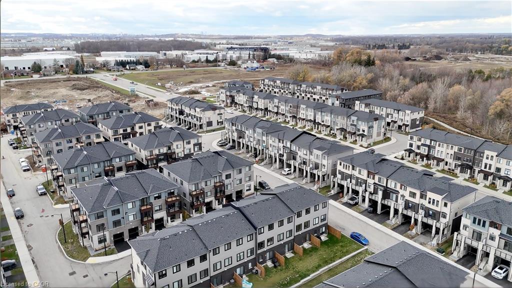 114-155 Equestrian Way, Cambridge, ON - Outdoor With View