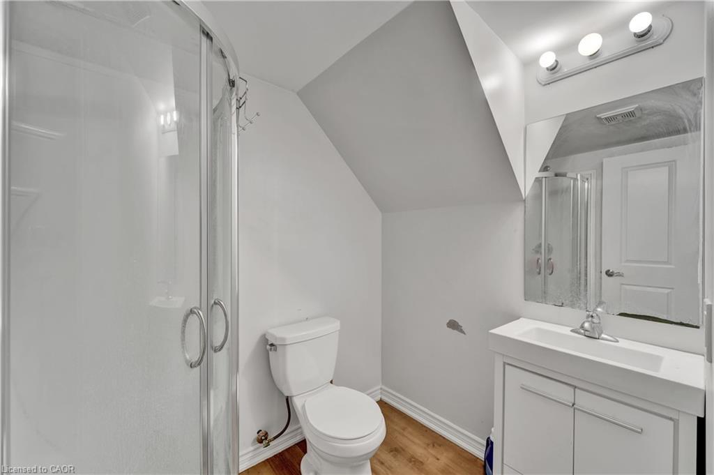 14-252 Penetanguishene Road, Barrie, ON - Indoor Photo Showing Bathroom