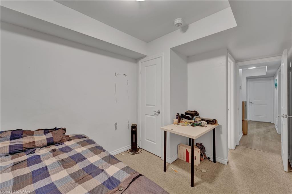 14-252 Penetanguishene Road, Barrie, ON - Indoor Photo Showing Bedroom