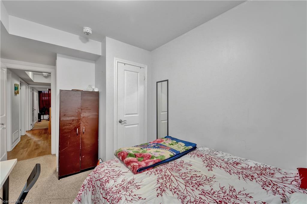 14-252 Penetanguishene Road, Barrie, ON - Indoor Photo Showing Bedroom