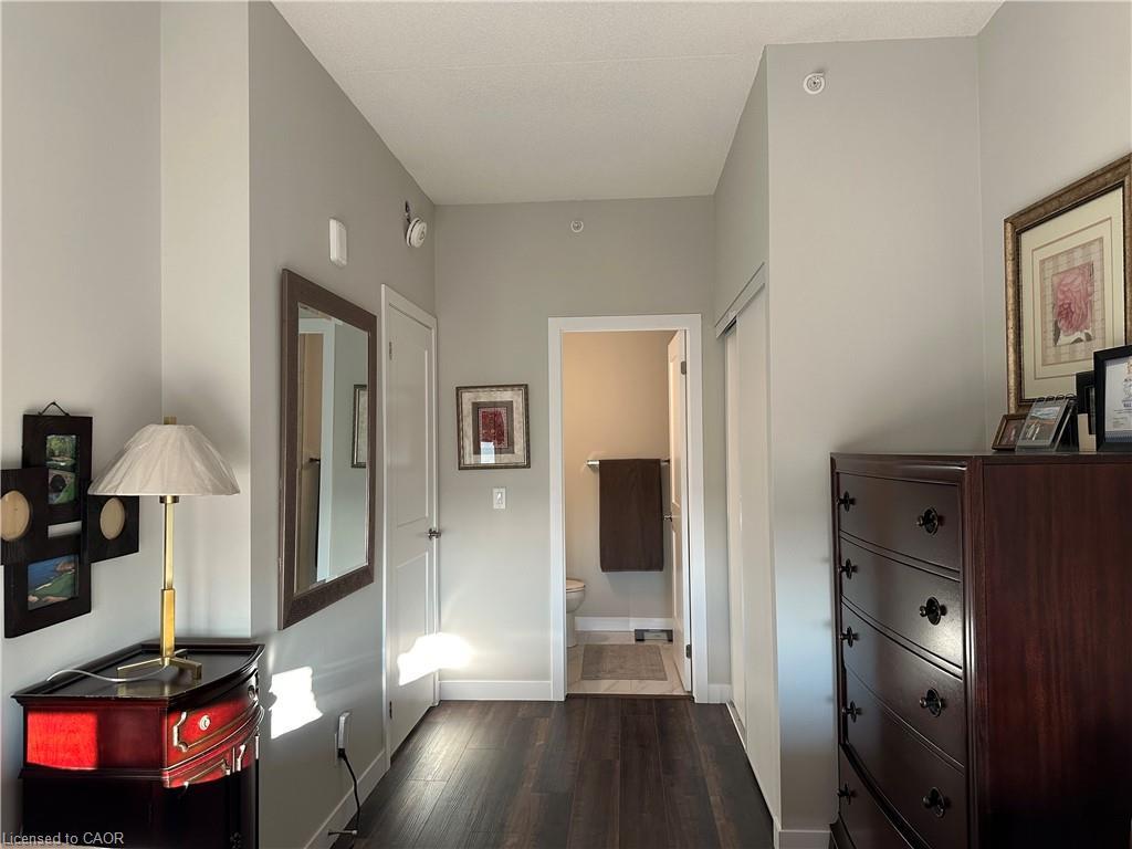 1902-15 Queen Street S, Hamilton, ON - Indoor Photo Showing Other Room