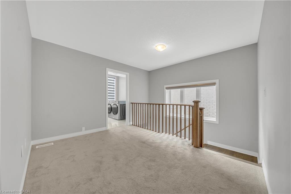 22 Rustic Oak Trail, Ayr, ON - Indoor Photo Showing Other Room