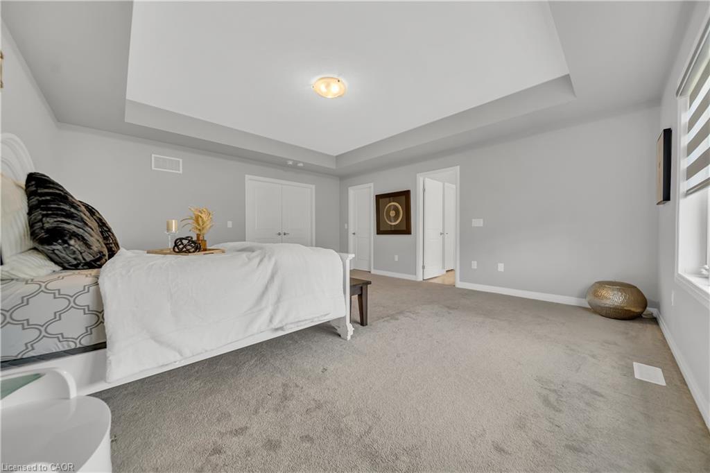 22 Rustic Oak Trail, Ayr, ON - Indoor Photo Showing Bedroom
