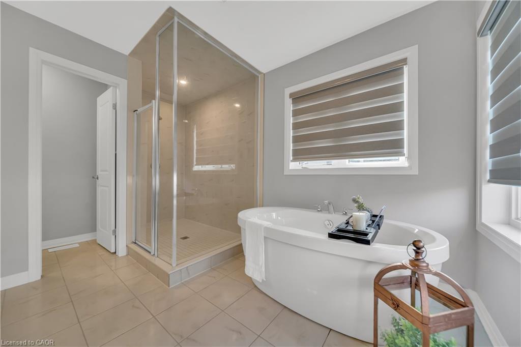 22 Rustic Oak Trail, Ayr, ON - Indoor Photo Showing Bathroom