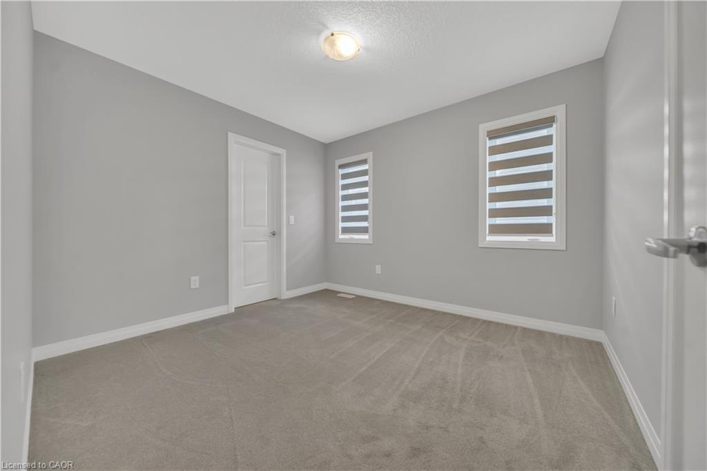 22 Rustic Oak Trail, Ayr, ON - Indoor Photo Showing Other Room