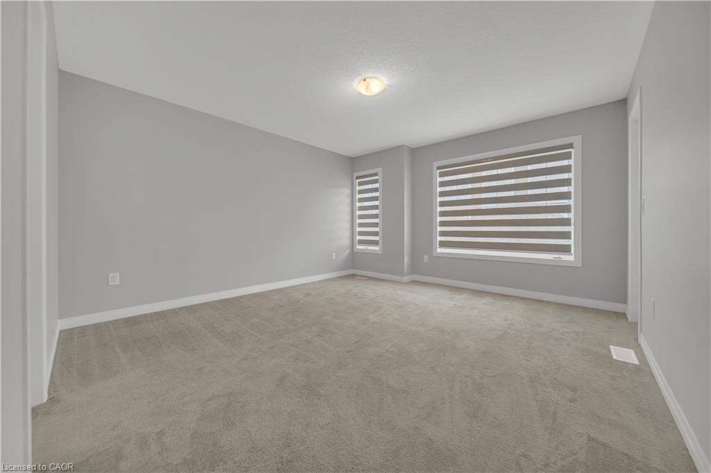 22 Rustic Oak Trail, Ayr, ON - Indoor Photo Showing Other Room