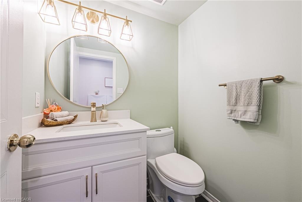 25A-5205 Glen Erin Drive, Mississauga, ON - Indoor Photo Showing Bathroom