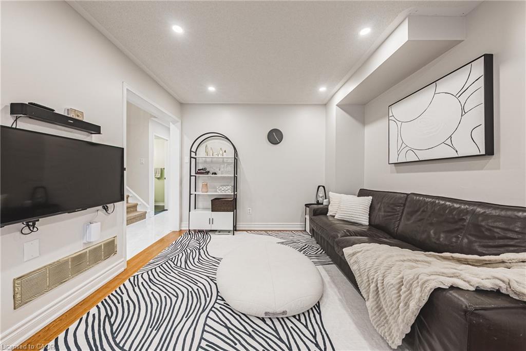 25A-5205 Glen Erin Drive, Mississauga, ON - Indoor