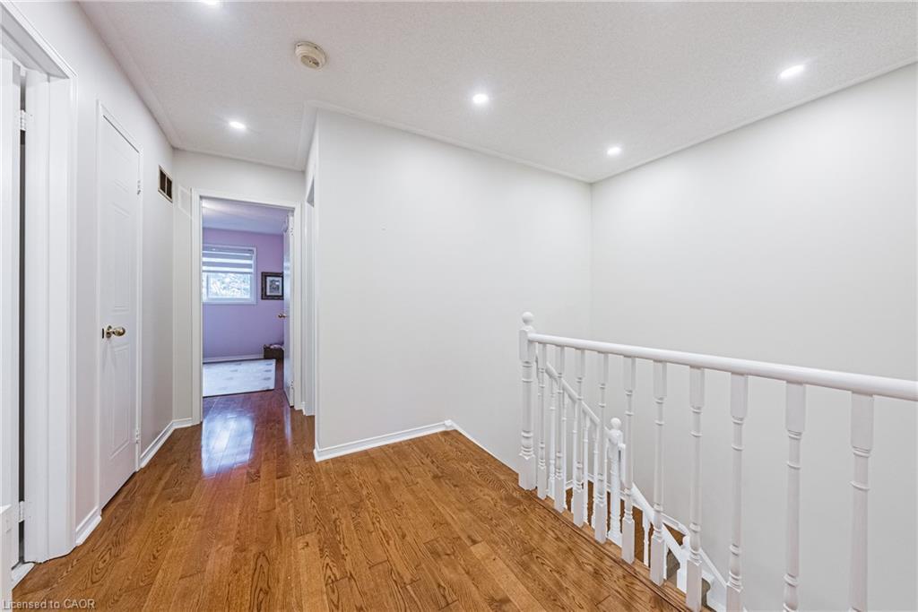 25A-5205 Glen Erin Drive, Mississauga, ON - Indoor Photo Showing Other Room