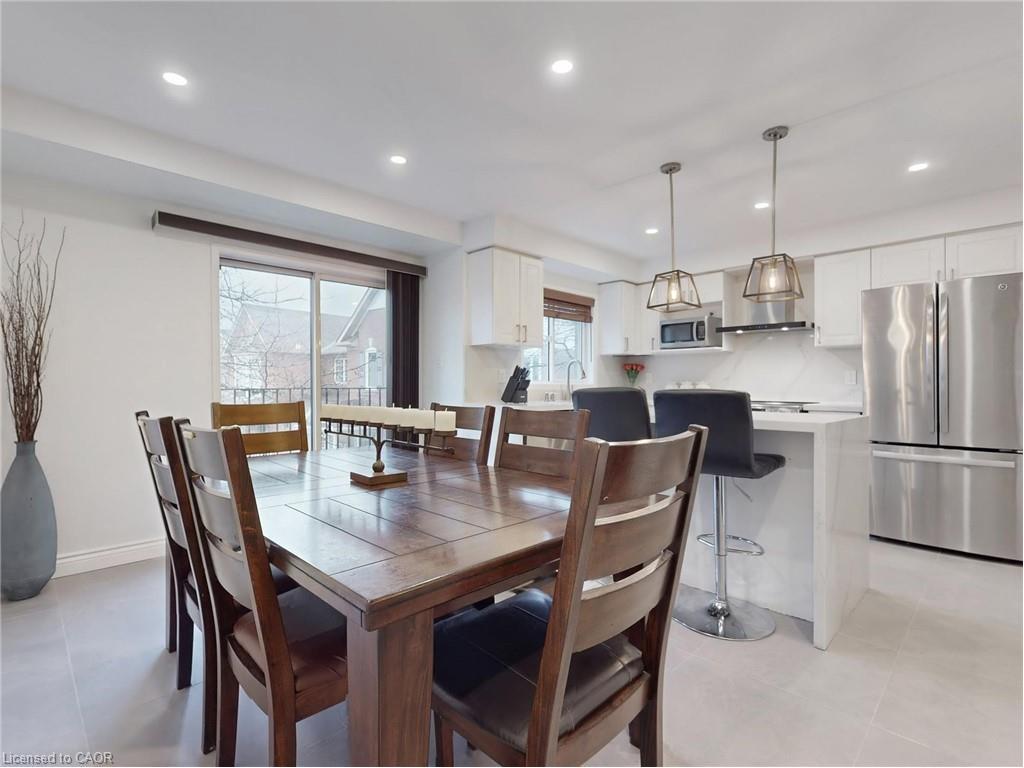 107-1480 Britannia Road W, Mississauga, ON - Indoor Photo Showing Dining Room