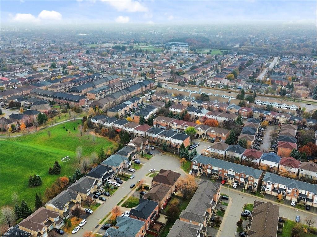 107-1480 Britannia Road W, Mississauga, ON - Outdoor With View