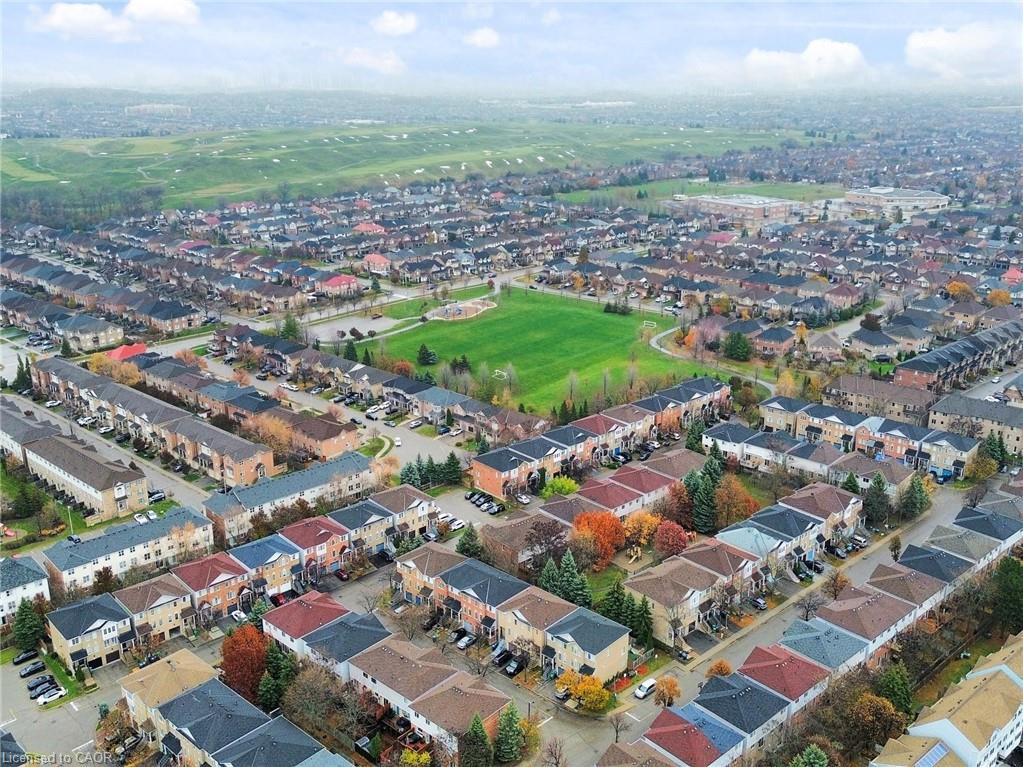 107-1480 Britannia Road W, Mississauga, ON - Outdoor With View