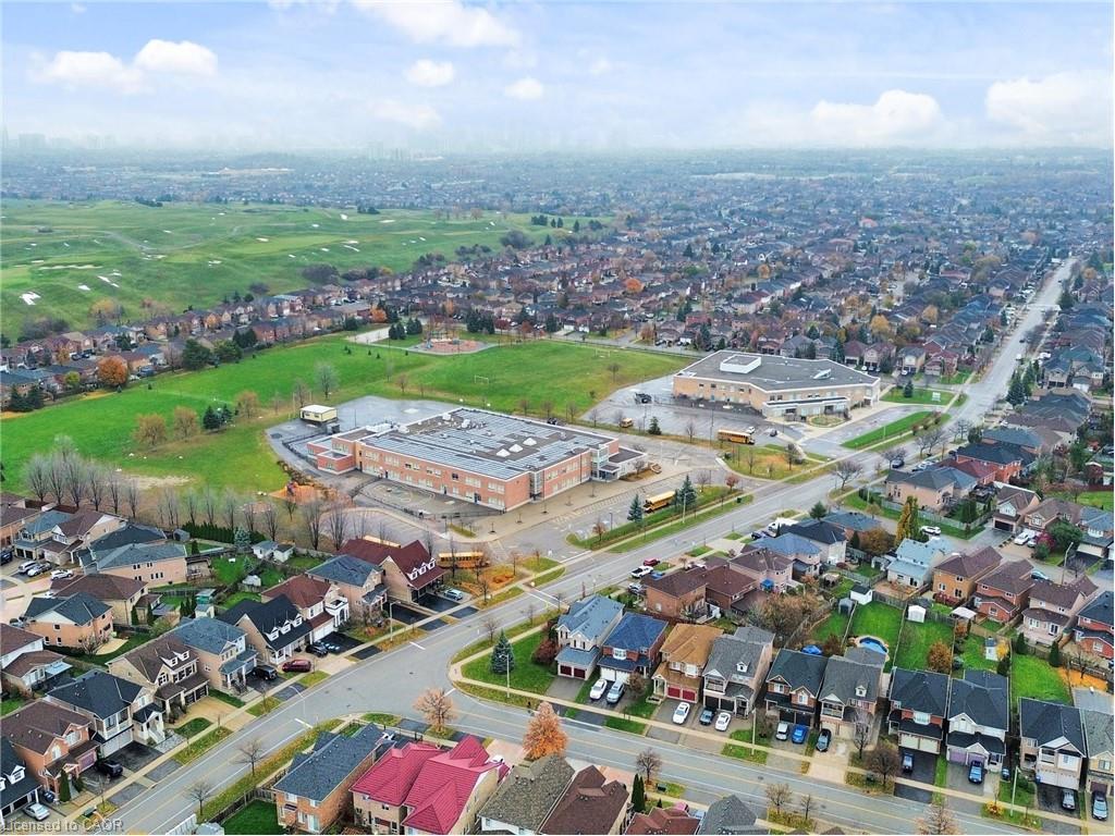 107-1480 Britannia Road W, Mississauga, ON - Outdoor With View