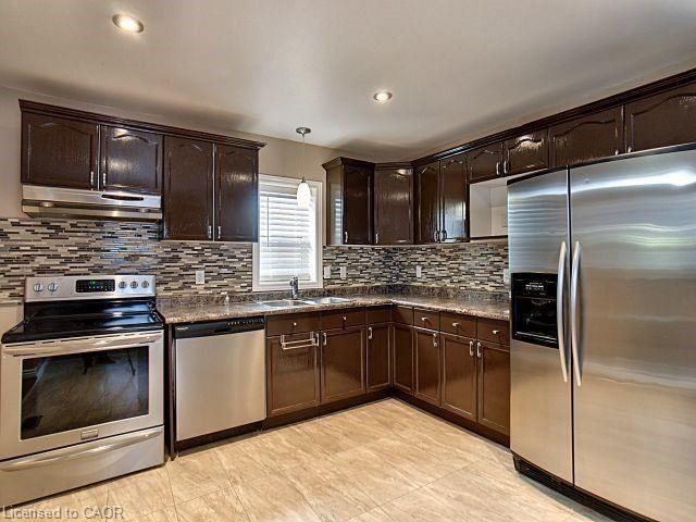 Upper Level-330 Elliott Street W, Windsor, ON - Indoor Photo Showing Kitchen With Stainless Steel Kitchen With Double Sink With Upgraded Kitchen