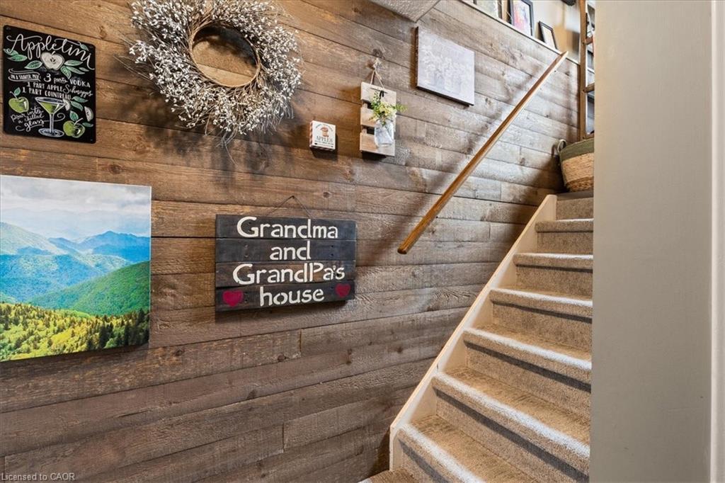 1123 Pearson Drive, Woodstock, ON - Indoor Photo Showing Other Room