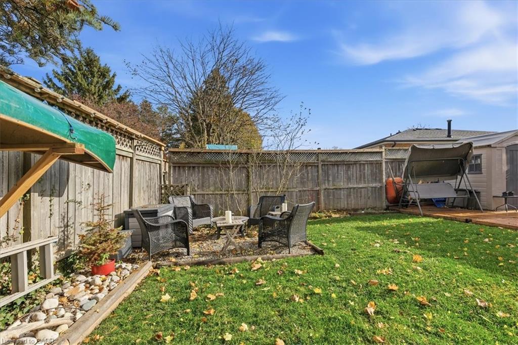 1123 Pearson Drive, Woodstock, ON - Outdoor