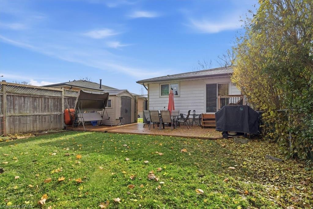 1123 Pearson Drive, Woodstock, ON - Outdoor With Exterior