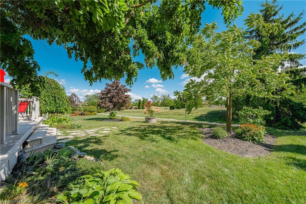 18-152 Devonshire Drive, New Hamburg, ON - Outdoor With View