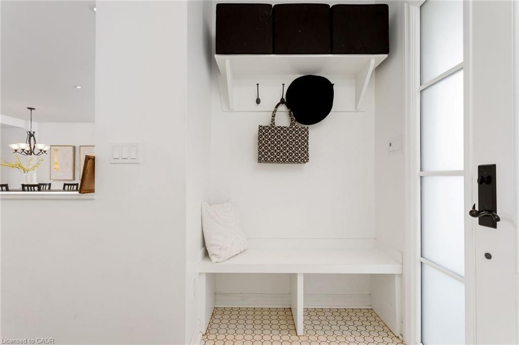 2088 Saxon Road, Oakville, ON - Indoor Photo Showing Other Room