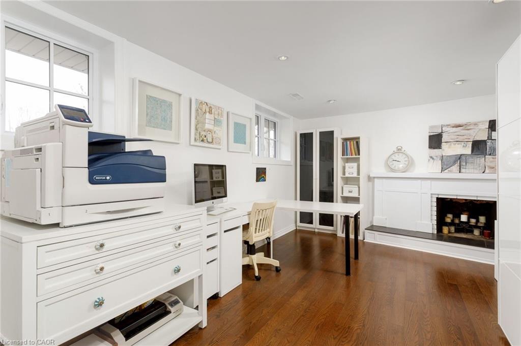 2088 Saxon Road, Oakville, ON - Indoor