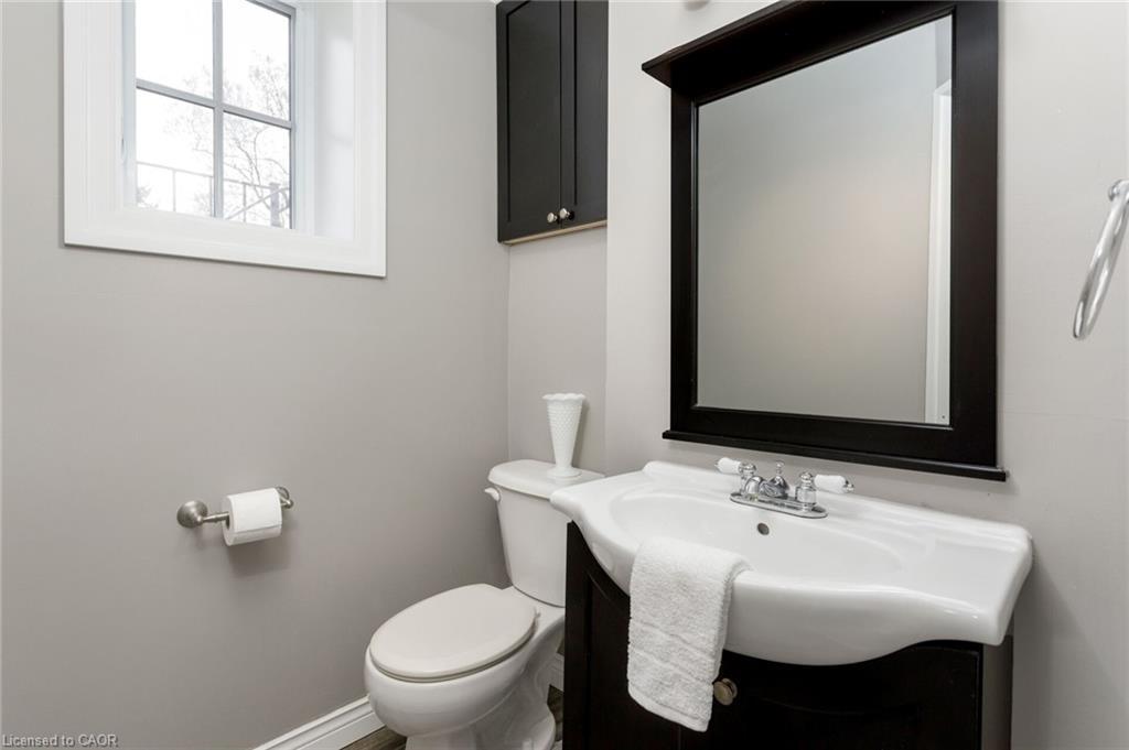 2088 Saxon Road, Oakville, ON - Indoor Photo Showing Bathroom