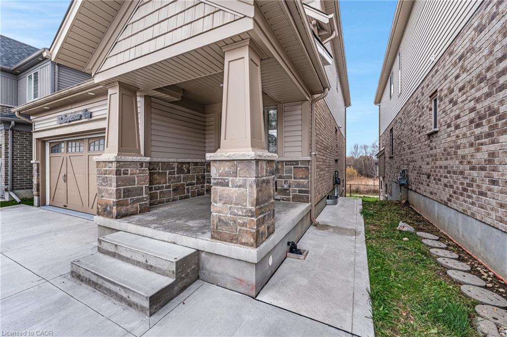 121 Steeplechase Way, Waterloo, ON - Outdoor