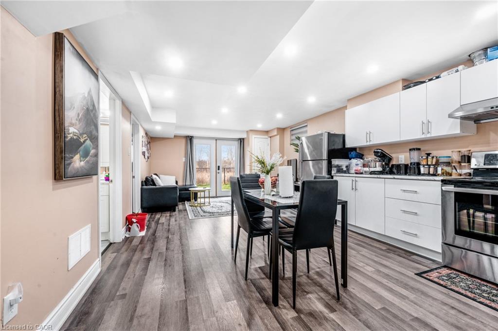 121 Steeplechase Way, Waterloo, ON - Indoor Photo Showing Other Room