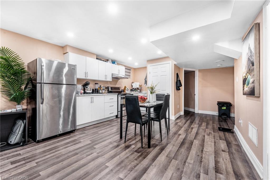 121 Steeplechase Way, Waterloo, ON - Indoor