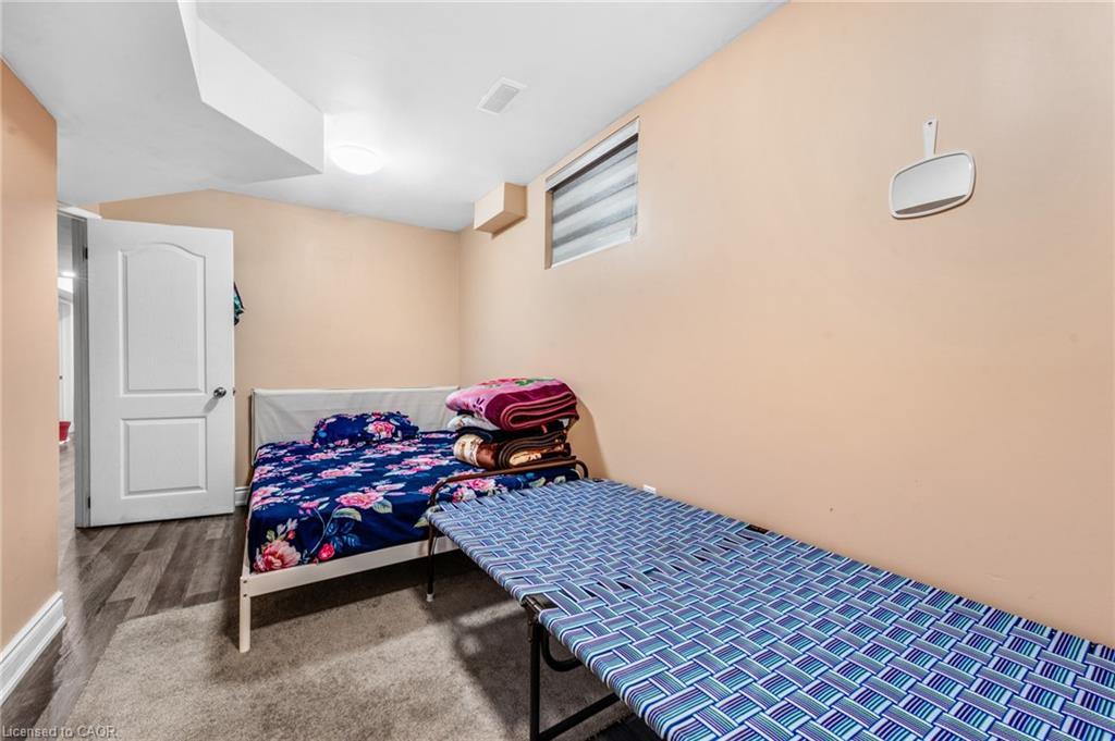 121 Steeplechase Way, Waterloo, ON - Indoor Photo Showing Bedroom