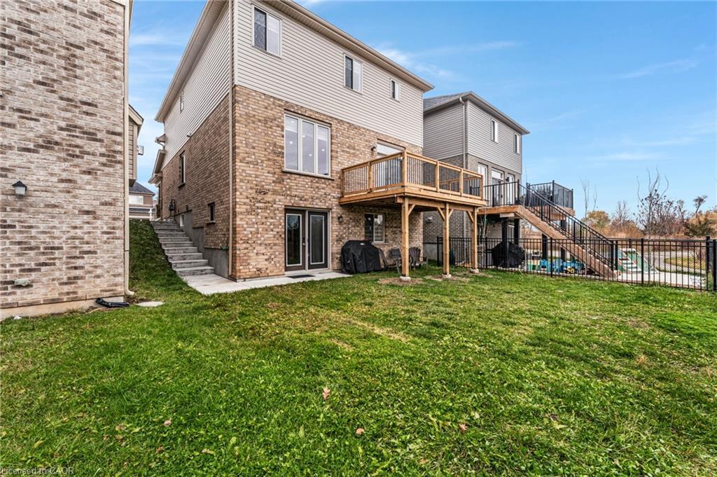 121 Steeplechase Way, Waterloo, ON - Outdoor With Deck Patio Veranda