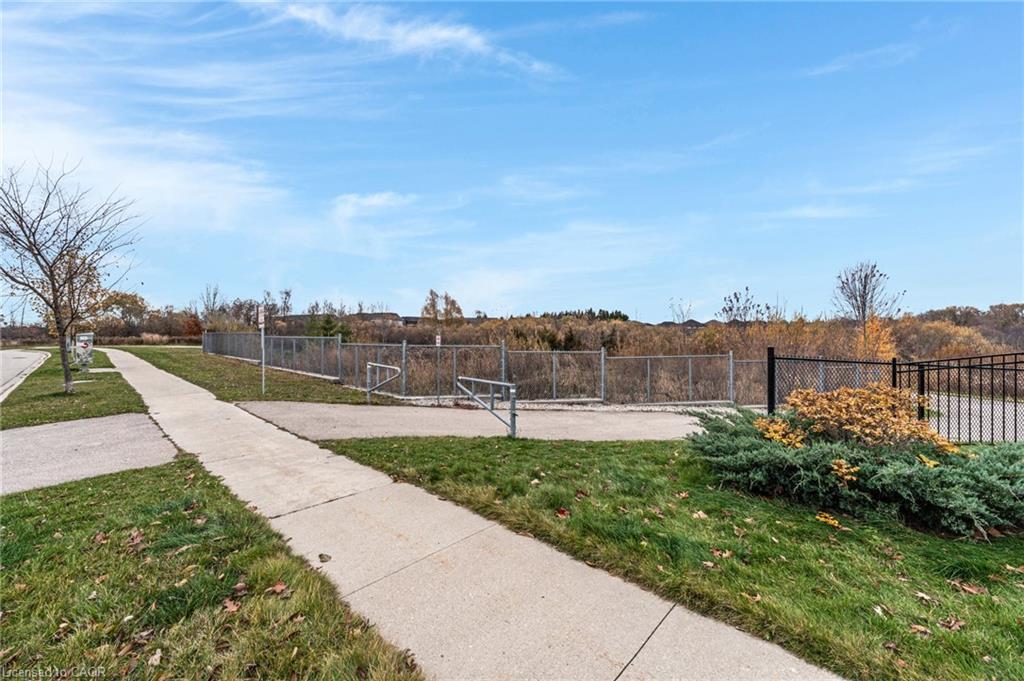 121 Steeplechase Way, Waterloo, ON - Outdoor