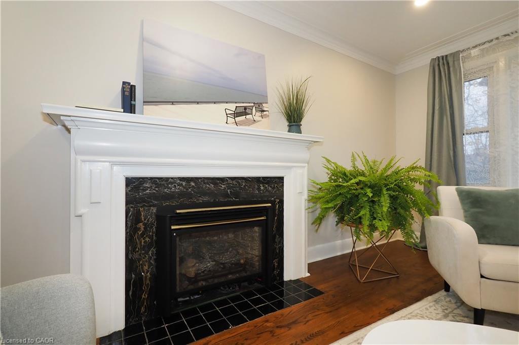 296 Dumfries Avenue, Kitchener, ON - Indoor Photo Showing Living Room With Fireplace
