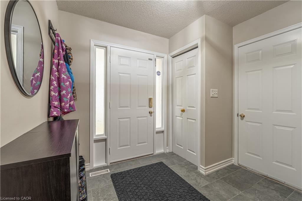 13-2230 Walkers Line, Burlington, ON - Indoor Photo Showing Other Room