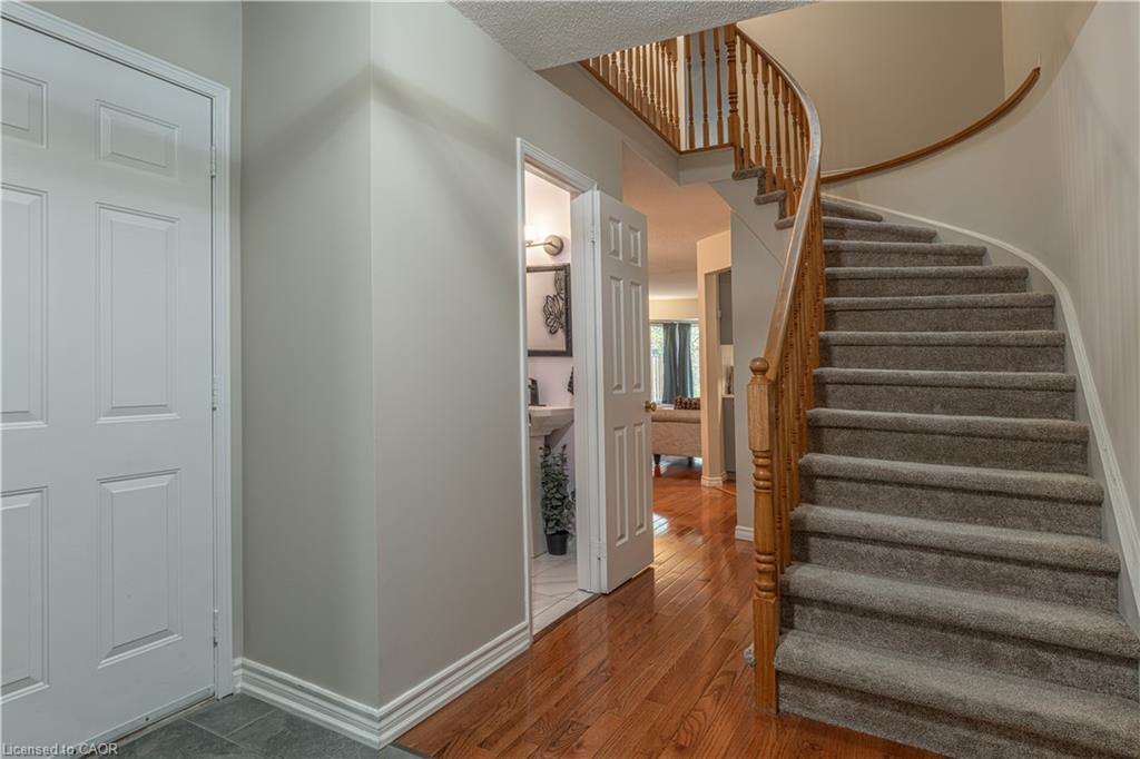 13-2230 Walkers Line, Burlington, ON - Indoor Photo Showing Other Room